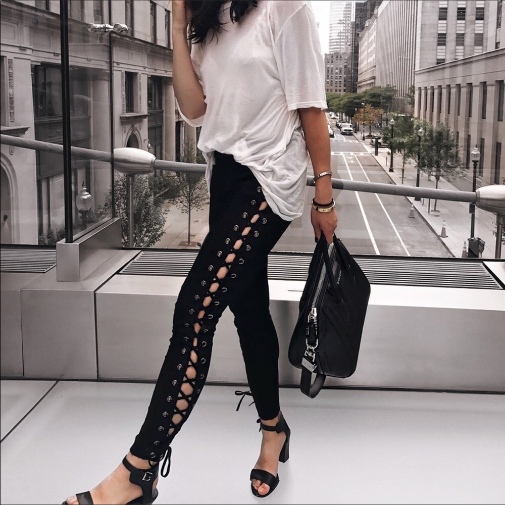 Black skinny jeans